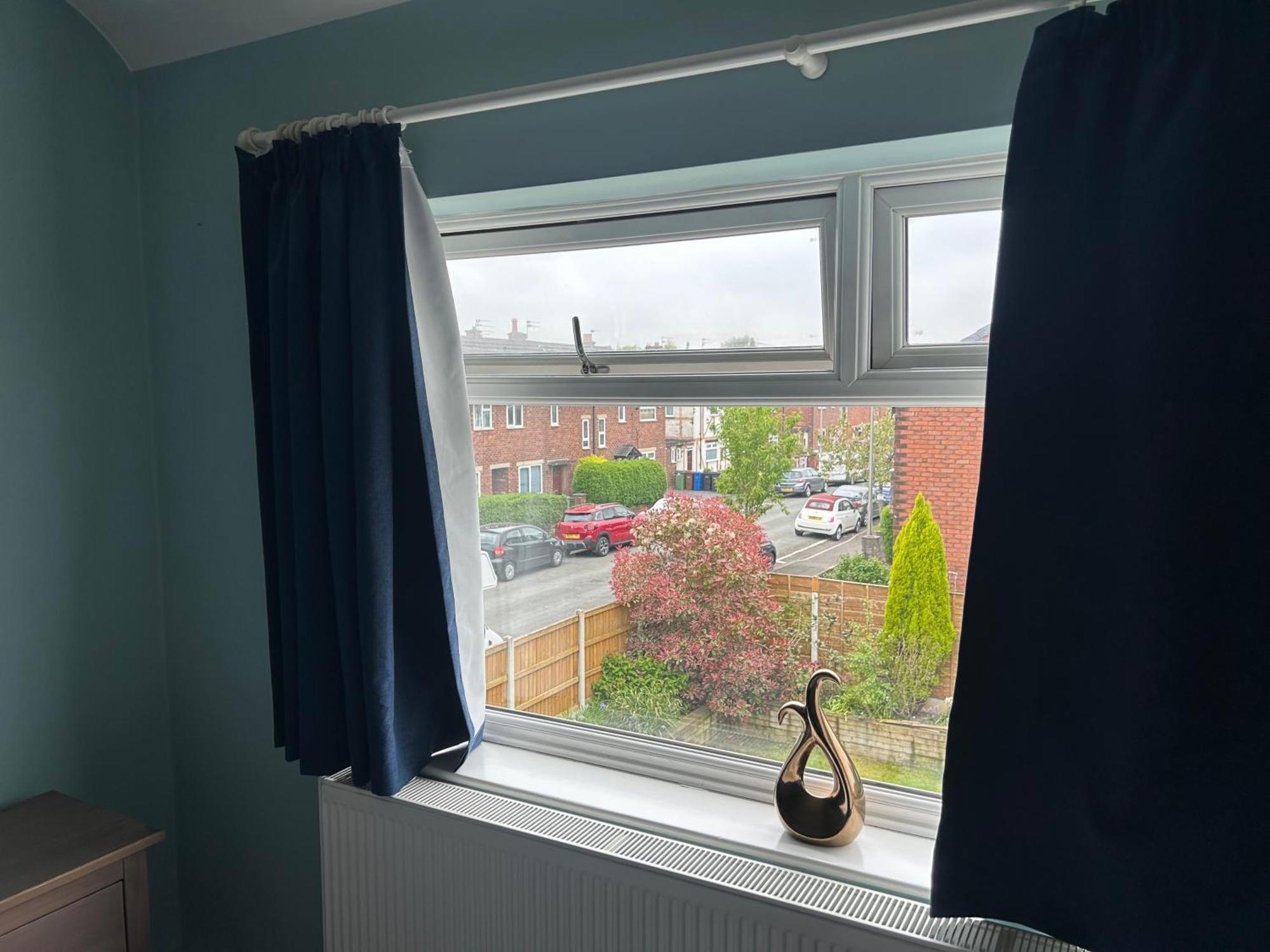 Quiet Double Bedroom With Garden View, Breakfast Hazel Grove Екстер'єр фото